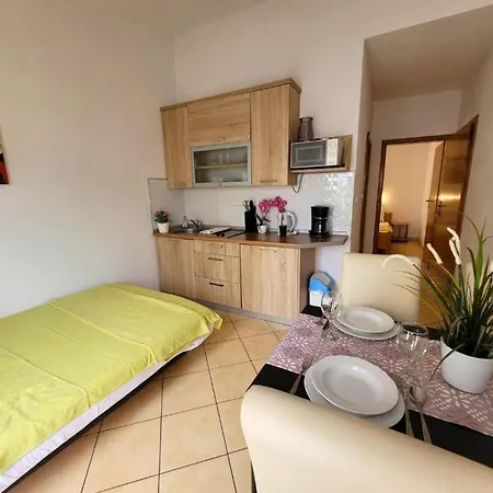 By The Sea - 22750 Apartment Vir