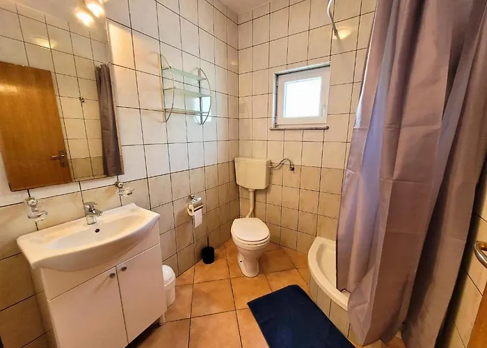 Appartamento By The Sea - 22750 Vir